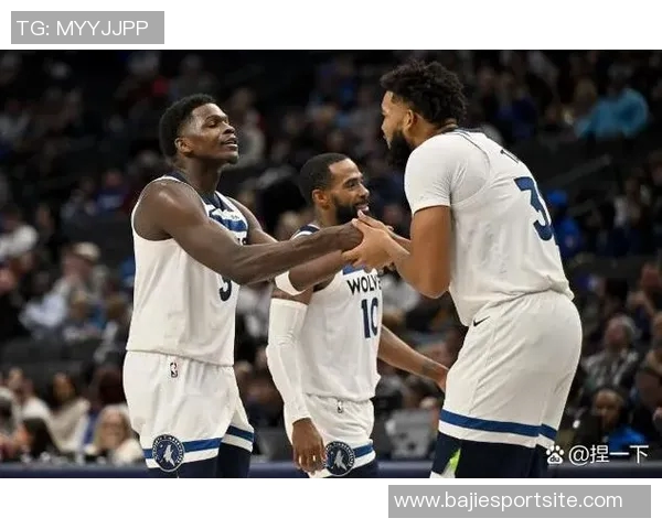 范弗里特强调球队实力不只依赖超级巨星夺冠需团队合作与努力 范弗里特强调球队实力不只依赖超级巨星夺冠需团队合作与努力