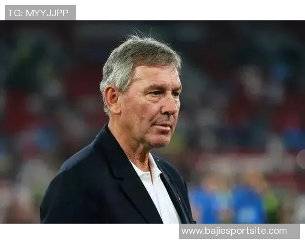 布莱顿主帅回应曼联传闻强调尊重阿莫林并表示不宜讨论此事