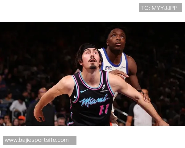 哈克斯替补出战15分钟高效表现6投5中并罚球全中狂砍20分